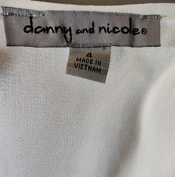 2 Pc: Lace Wedding Dress+ Cap Veil, White Sleeveless, Sequin & Beaded Cap, 4 - Picture 10 of 16